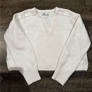 Hollister Cream V-Neck Sweater